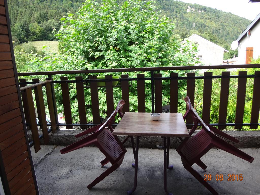 Hotel Bon Accueil Oyonnax Kamer foto