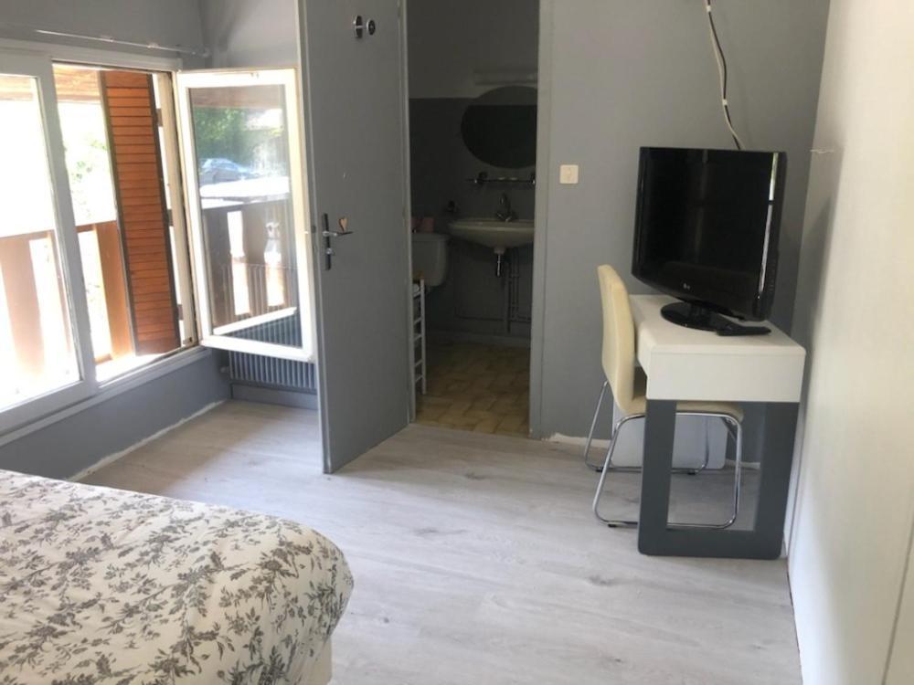 Hotel Bon Accueil Oyonnax Buitenkant foto