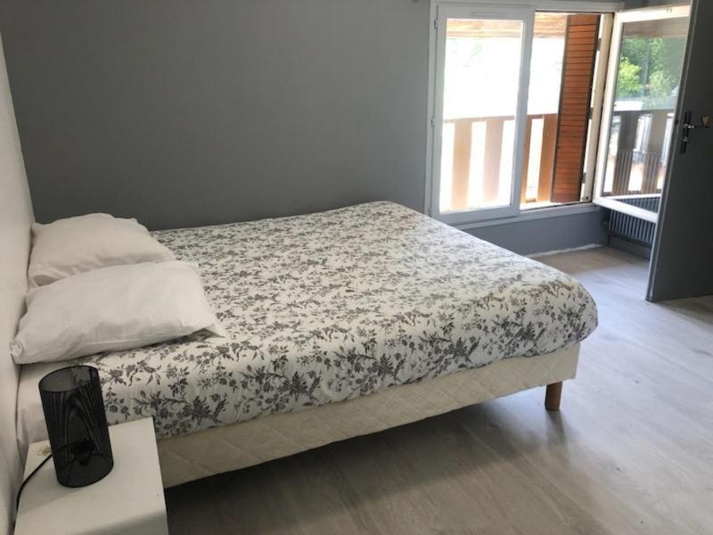 Hotel Bon Accueil Oyonnax Buitenkant foto